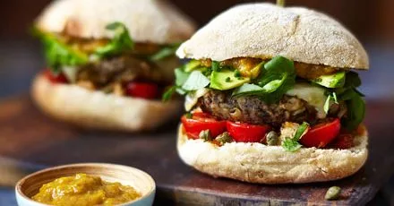 Vegetarian burger “5‑a‑day”