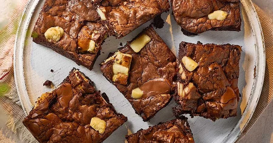 Chocolate Brownie with Hot‑Cross‑Bun in Air Fryer