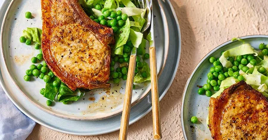 Air Fryer Pork Chops — Quick, Aromatic, with a Crispy Crust