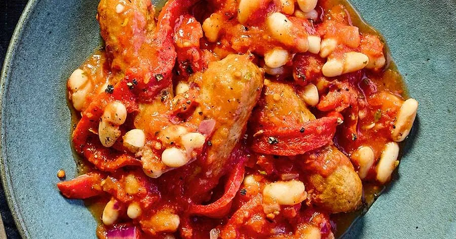 Запіканка з вегетаріанськими ковбасками в аерофритюрниці
