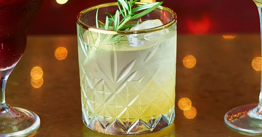 Apple Rhubarb Cooler