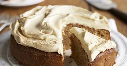 Juicy Apricot, Cinnamon & Olive Oil Cake