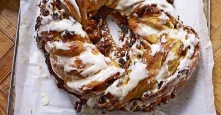 Apricot‑Marzipan Spiral Croissant