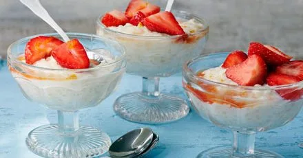 Creamy Rice Pudding with Strawberries and Sherry