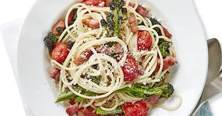 Bacon, Cherry Tomato and Broccoli Pasta
