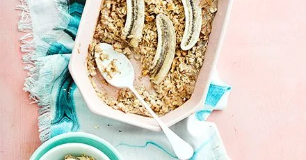 Baked Banana Porridge with Walnuts and Aromatic Cinnamon