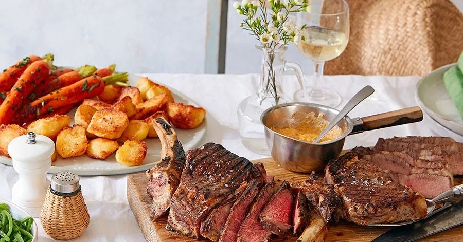 Grilled Beef Ribs with Béarnaise Sauce
