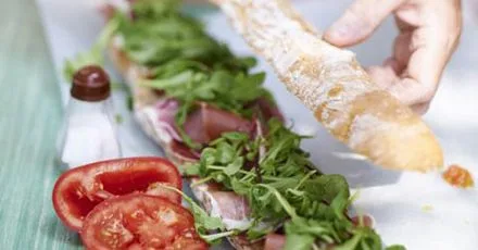 Barcelona Baguette – Quick Mediterranean Sandwich