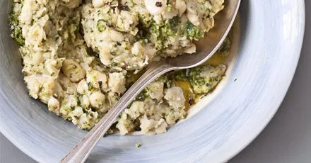 Bean Mash with Aromatic Pesto