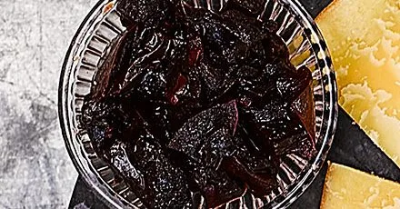 Буряковий, виноградний та яблучний реліш