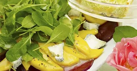 Beetroot & mango salad with soft goat’s cheese