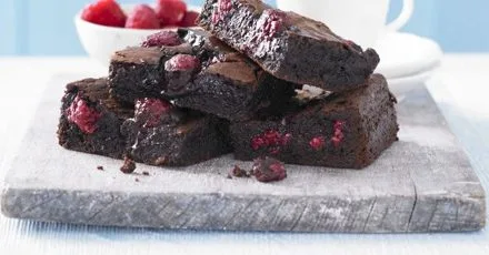 Best ever chocolate raspberry brownies