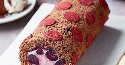 Arctic Black Forest Roll