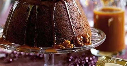 Blitz-&-bake sticky toffee Christmas pud