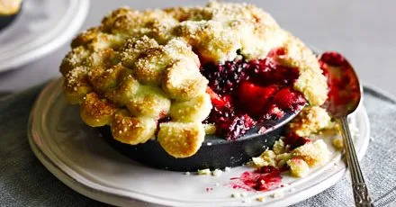 Bramley apple and blackberry pie