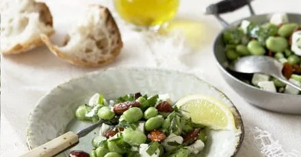 Broad beans with parsley, feta & almonds