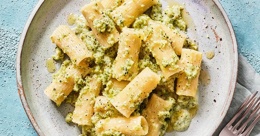 Rigatoni with broccoli and taleggio