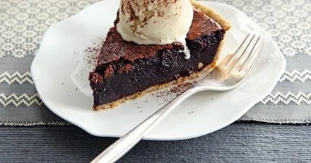 Brownie fudge pie