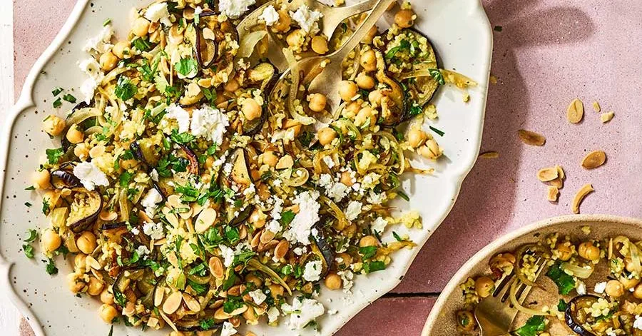Bulgur and eggplant pilaf