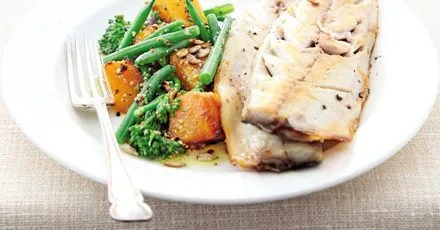 Butternut & broccoli super salad with mackerel