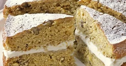 Parsnip & maple syrup cake