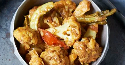 Карі з цвітної капусти