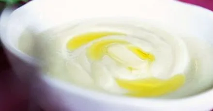 Cauliflower & onion cream