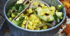 Салса з підгорілої кукурудзи