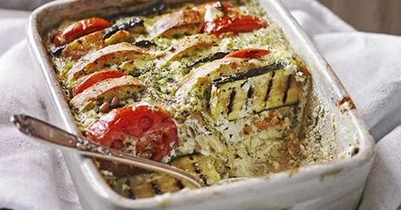 Cheese & courgette pesto pudding