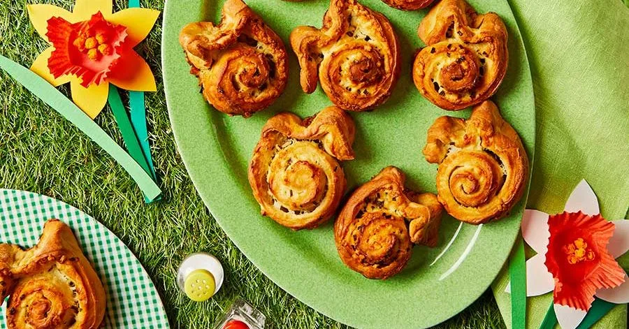 Cheesy Bunny Buns