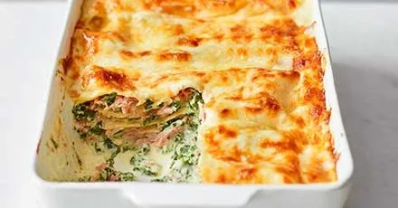 Лазанья з сиром, шпинатом та шинкою