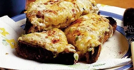 Cheesy tuna melts