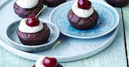 Cherry brownie babycakes