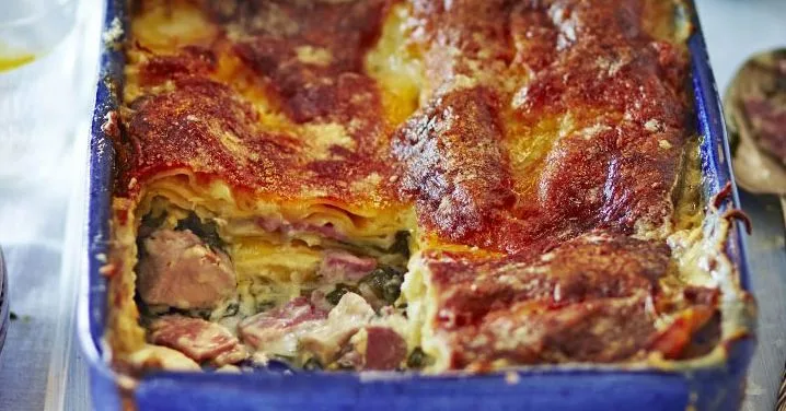 Лазанья з куркою та шинкою