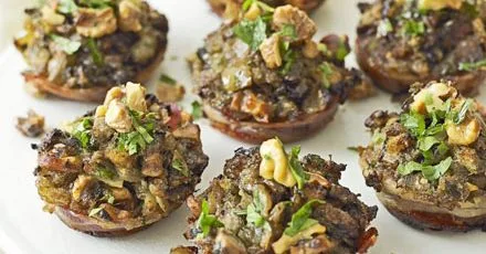 Chicken liver & mushroom nests