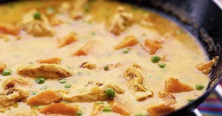 Кокосове куряче карі