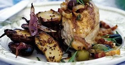 Курка з тархуном, часником і оливками