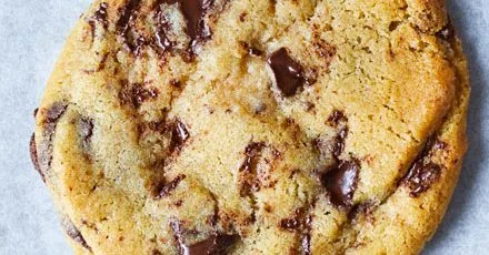 Easy chocolate chunk cookies