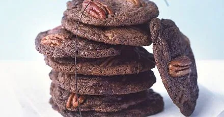 Chocolate chunk pecan cookies