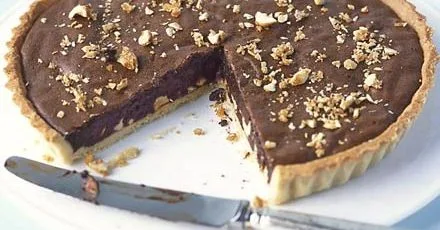 Chocolate & hazelnut praline tart