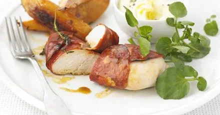 Chorizo chicken with chilli wedges