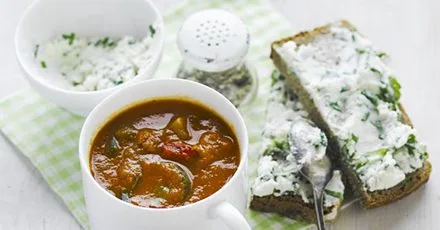 Chunky Mediterranean tomato soup