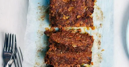 Classic meatloaf with tomato sauce