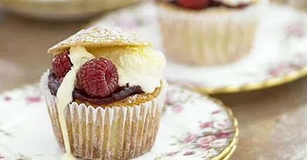 Clotted cream splits