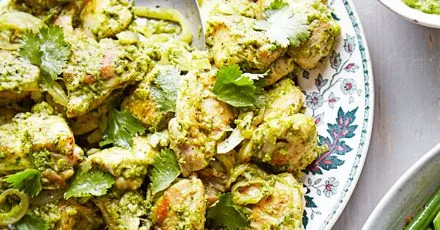 Coriander chicken with rice & spiced vegetables
