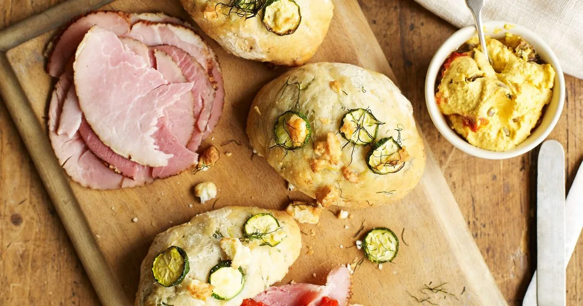 Courgette, dill & feta breads