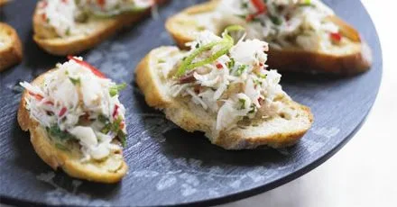 Crab, lime & chilli toasts
