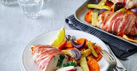 Creamy kale and chicken traybake