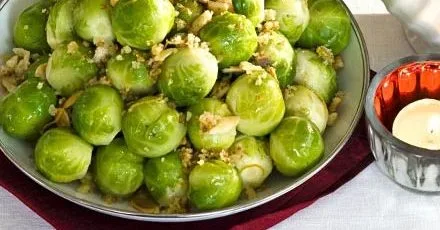 Crisp-topped sprouts