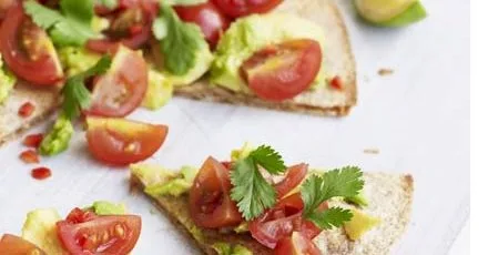 Crispy cheese & guacamole tortillas